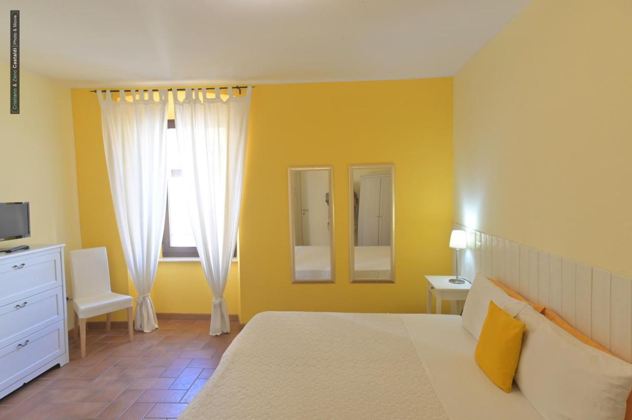 B&B Dimora Paolina Baschi Esterno foto