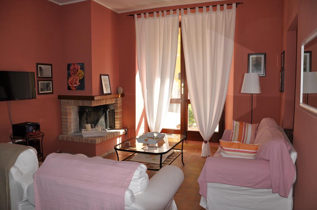 B&B Dimora Paolina Baschi Esterno foto