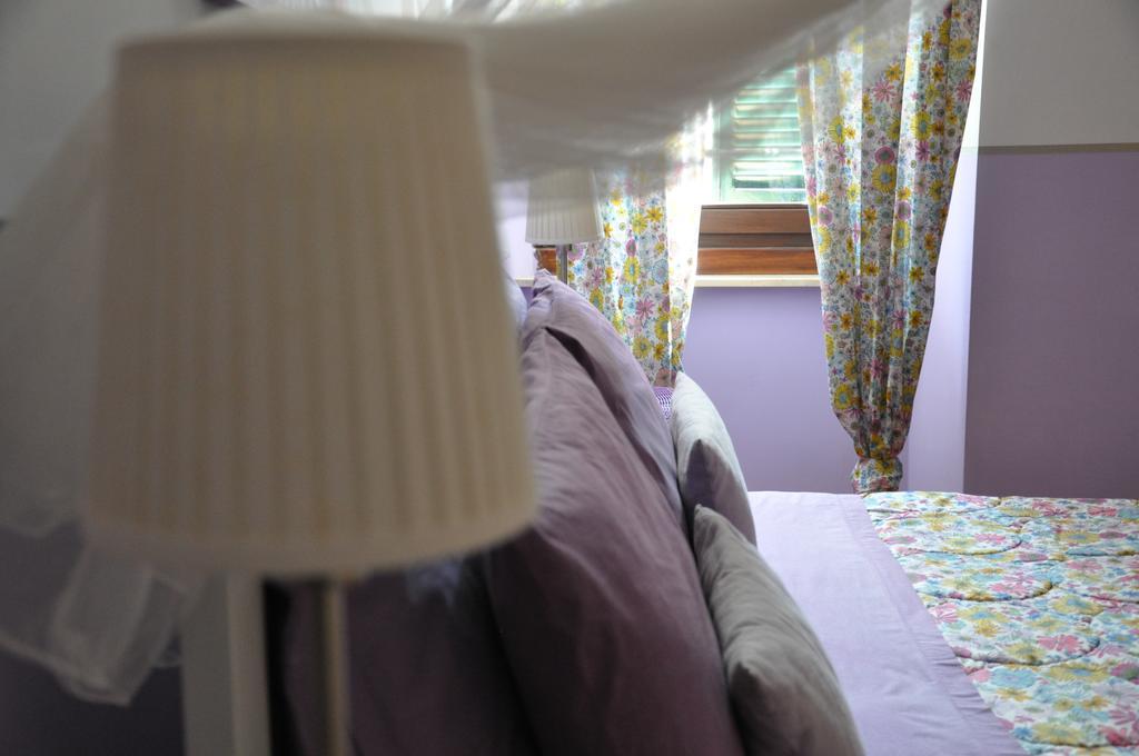 B&B Dimora Paolina Baschi Esterno foto