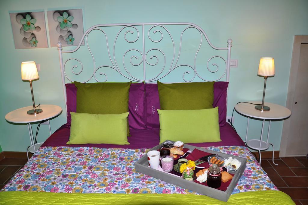 B&B Dimora Paolina Baschi Esterno foto