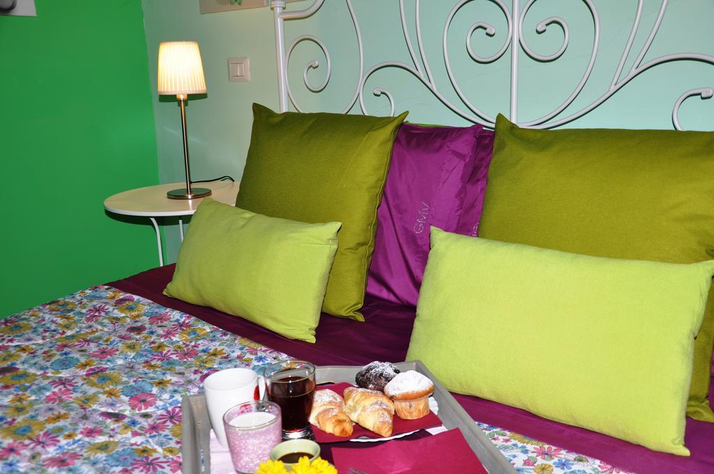 B&B Dimora Paolina Baschi Esterno foto