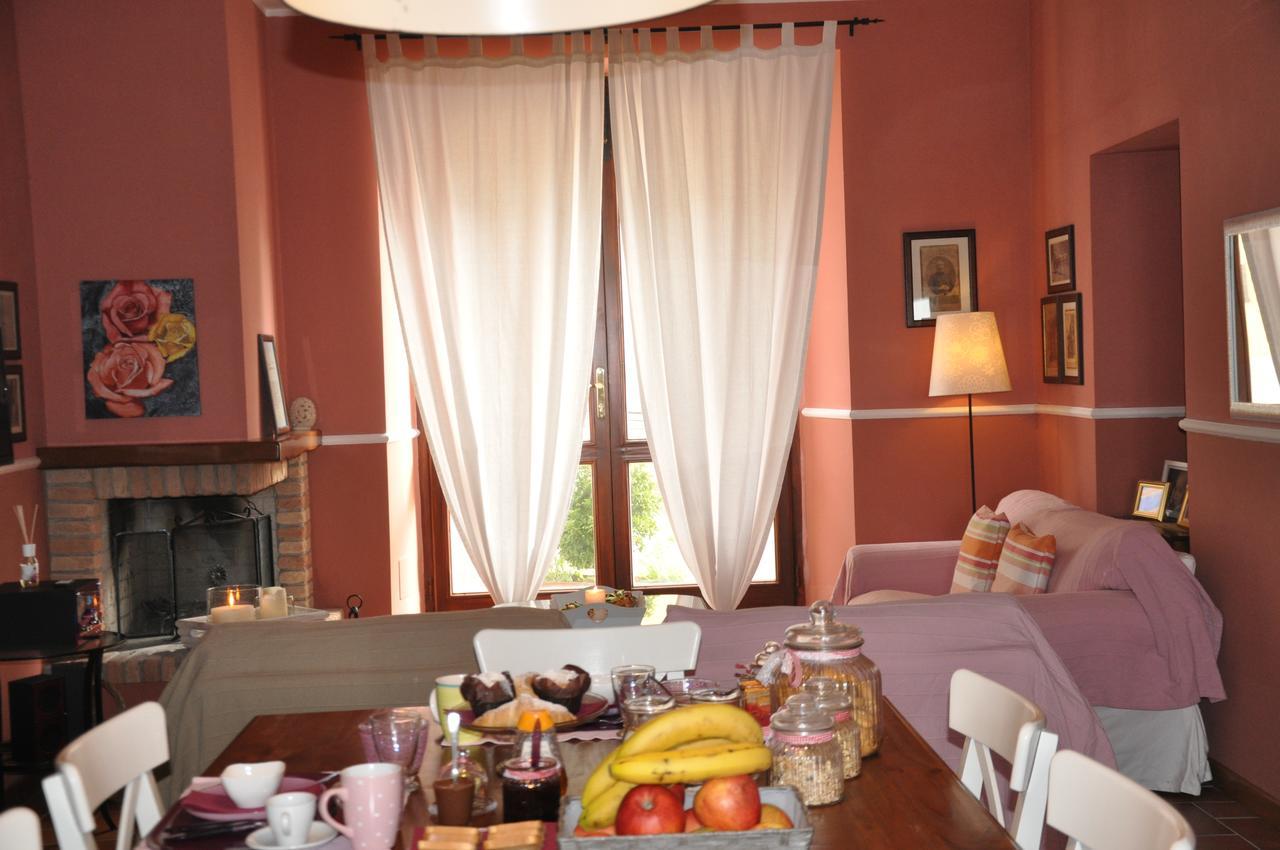 B&B Dimora Paolina Baschi Esterno foto